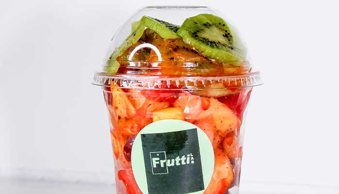 Discover the best fruit cup you have ever tasted at Frutti Labs in Kyle TX. With kiwi, mango and more!